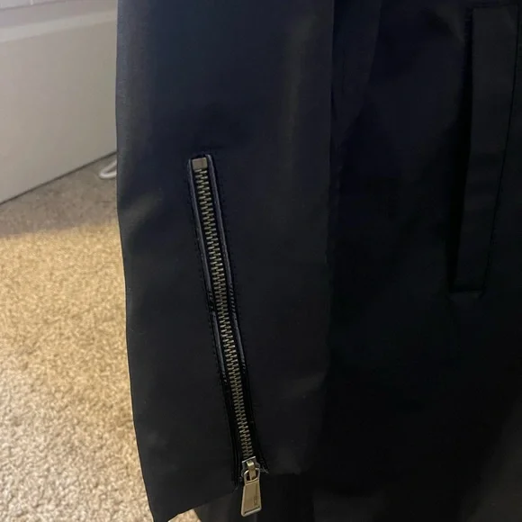 LIKE NEW BCBG Generation Belted Black Double Breasted Trench Coat Jacket - Picture 4 of 8